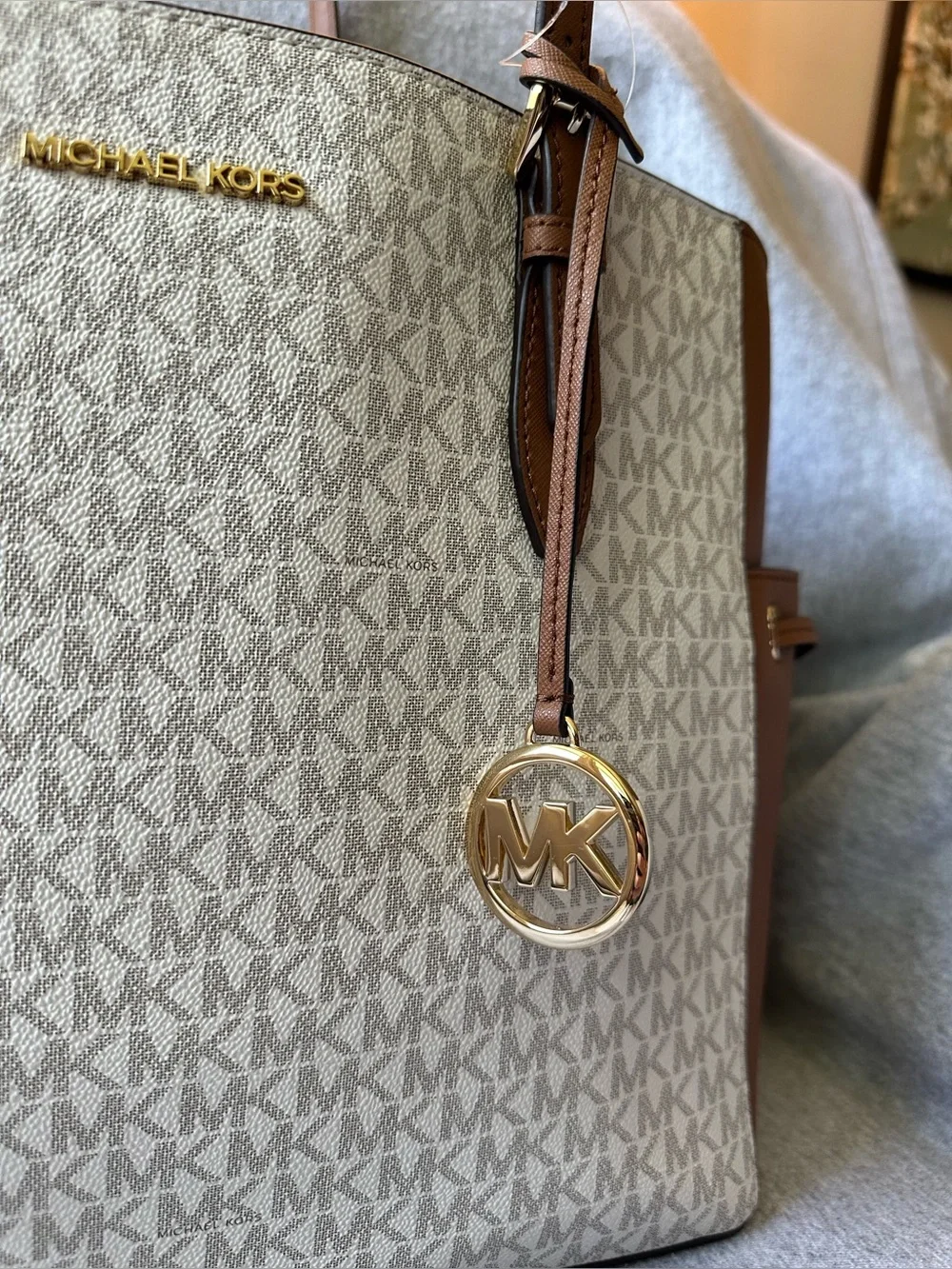 🔥🔥 NWT/ Pristine‎ Condition Michael Kors Gilly Large Tote Bag 🔥🔥
